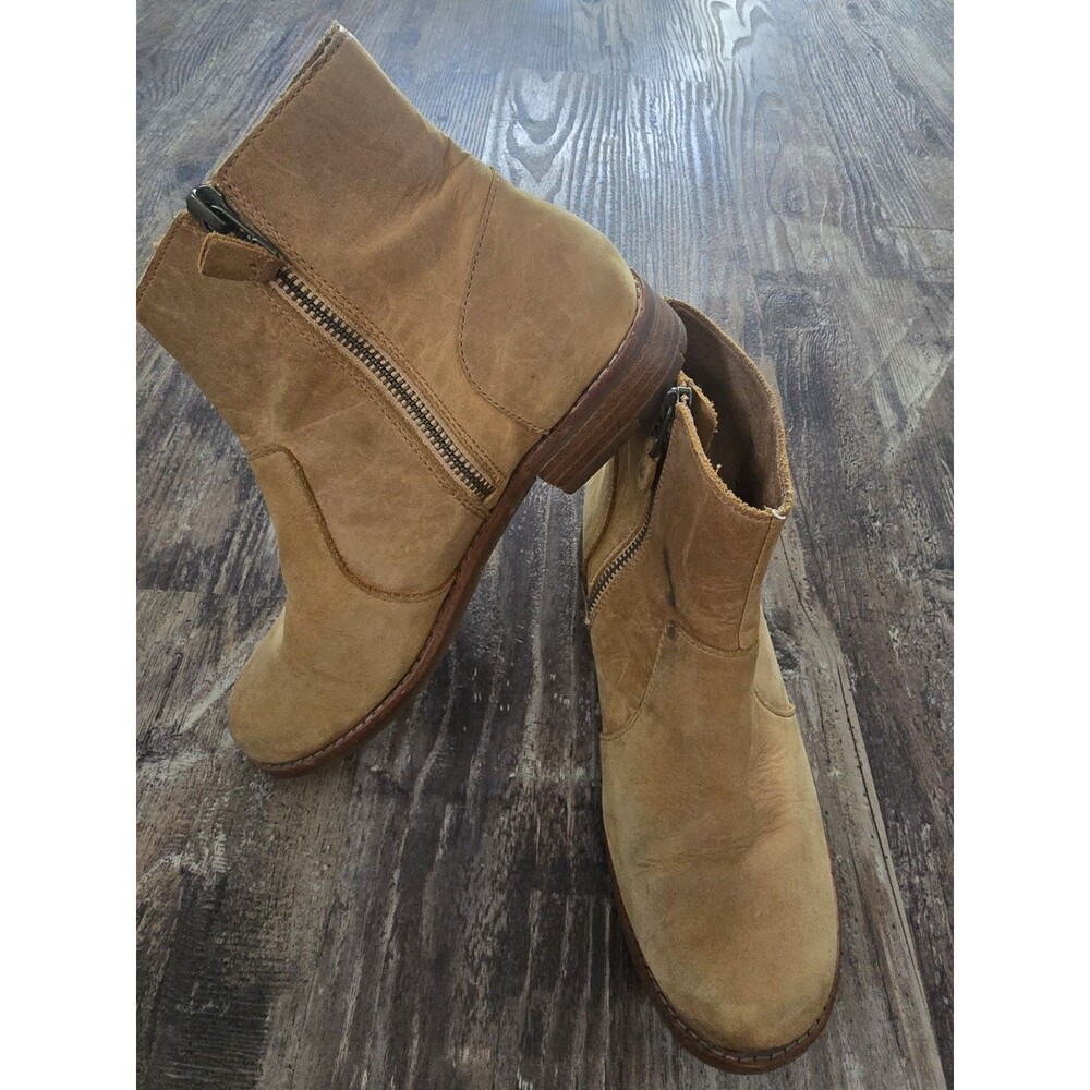 Olukai Kaona II Women's Tan Leather Ankle Booties Side Zip Size 6